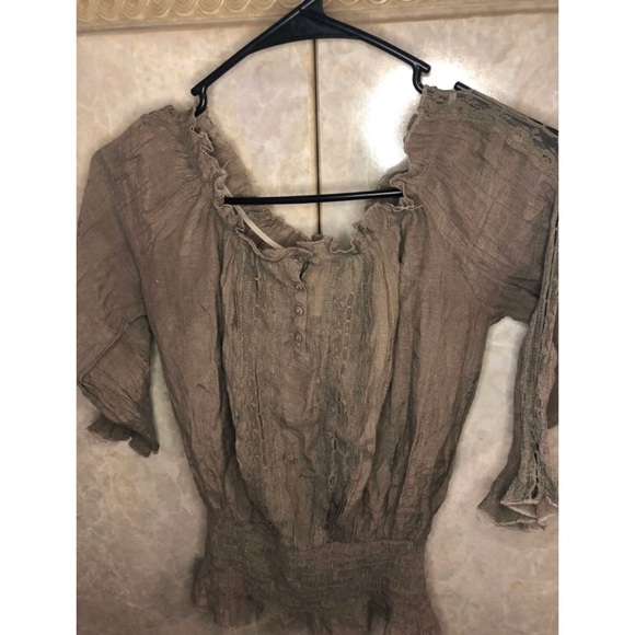 PRETTY GOOD Victorian style blouse - Picture 2 of 10